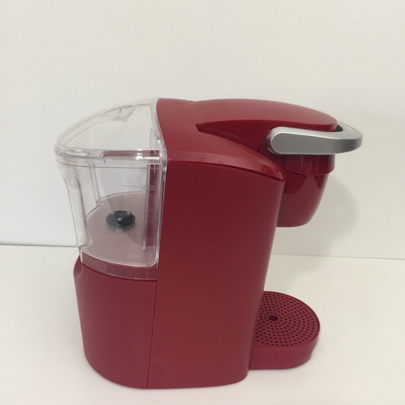 Keurig K-Cup Compact K35 Coffee Maker - Picture 3 of 11